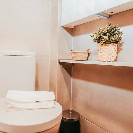 Chic & Classy By Gt House Apartment *